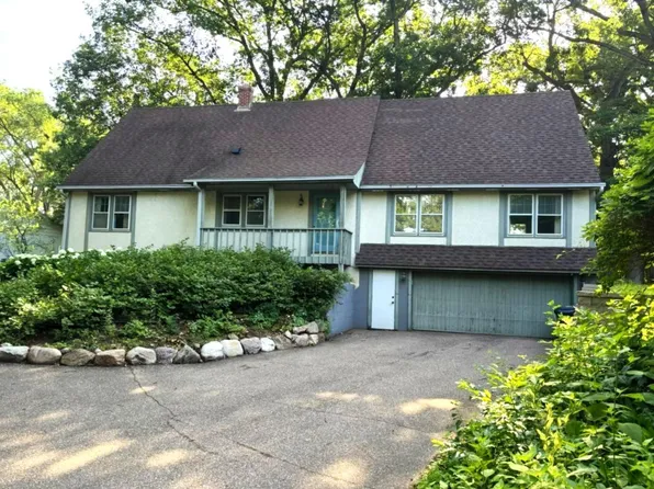 7017 Valley View Rd, Edina, MN 55439