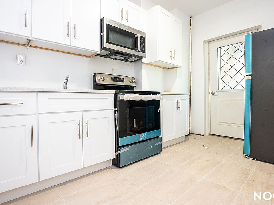 1st image of 30 Oakland Pl #1