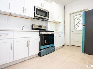 30 Oakland Pl #1, Brooklyn, NY 11226