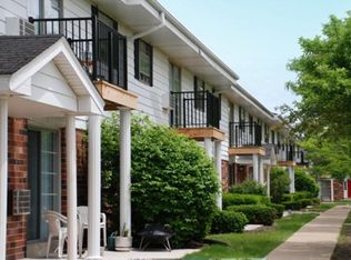 Mission Hills, Franklin, WI 53132