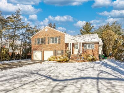7 Newmarket Road, Garden City, NY, 11530
