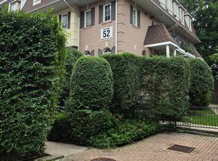 52 Sidney Belsey Cres #202, Toronto, ON M6M5J1