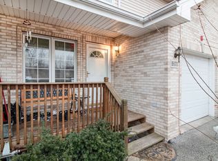 8907 W 83rd St UNIT D, Justice, IL