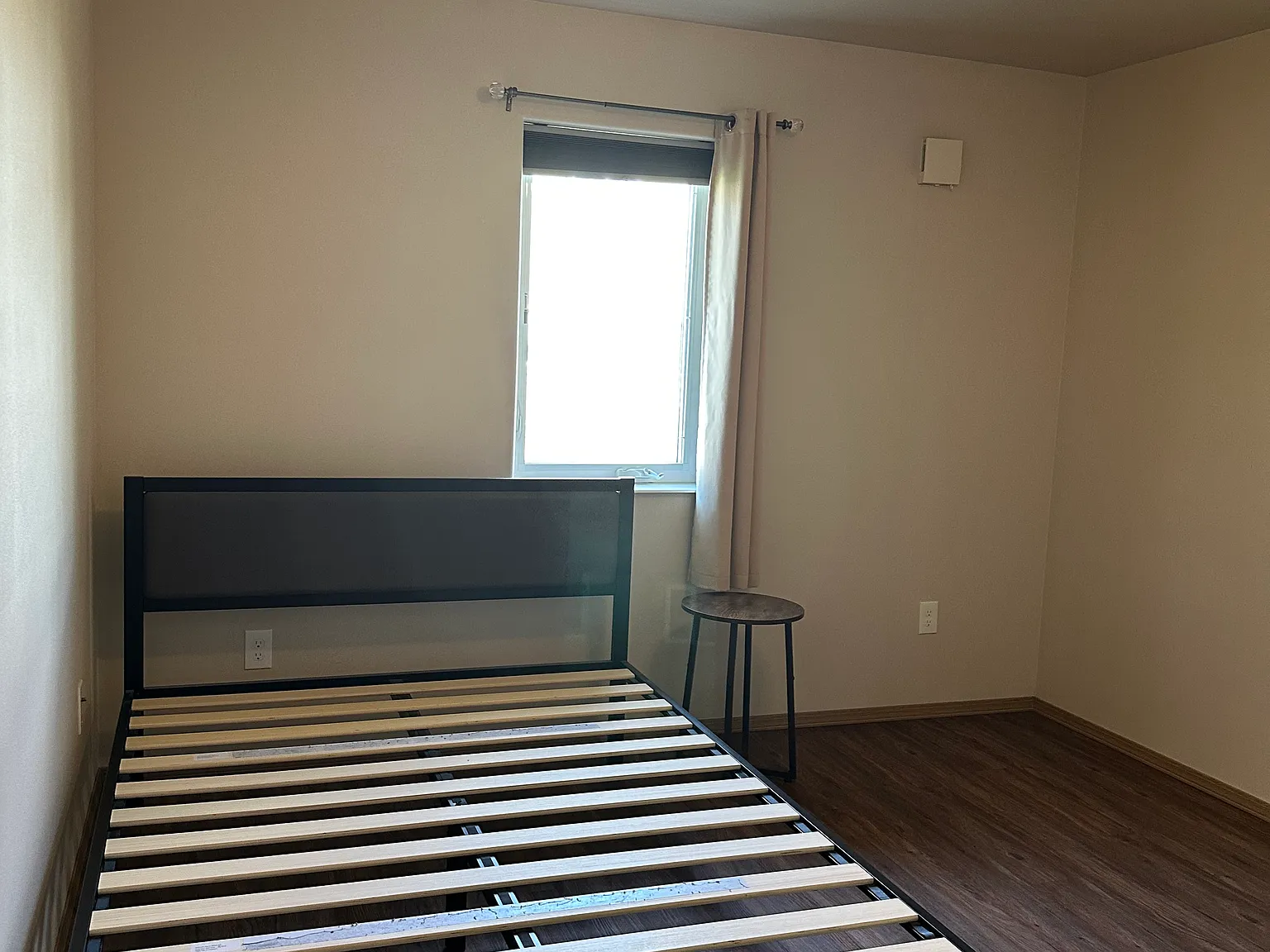 2 bed, 918 sqft, $2,200 — Photo 4