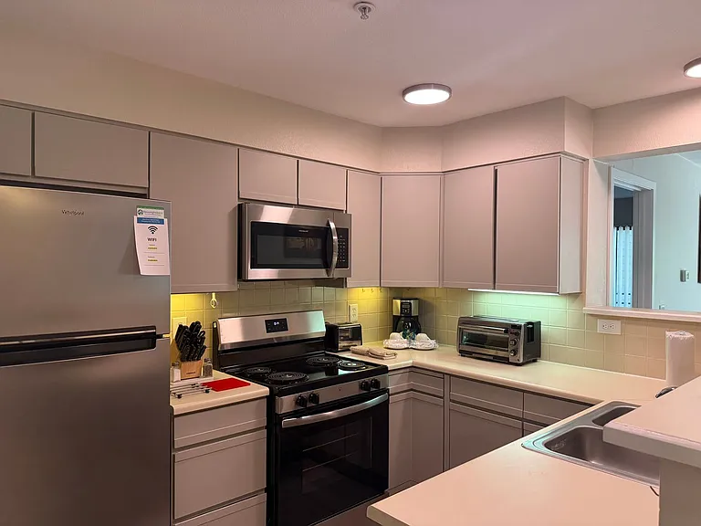 812 Walnut St #C — Photo 2