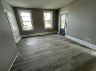 2352 2nd St #1, Cuyahoga Falls, OH 44221