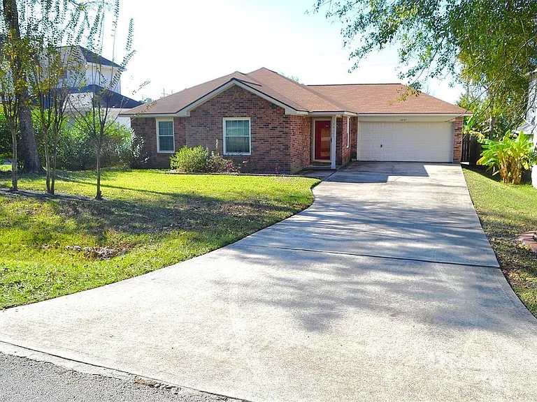 14107 Running Bear Dr — Photo 24