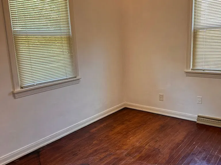 613 Westview Dr — Photo 14