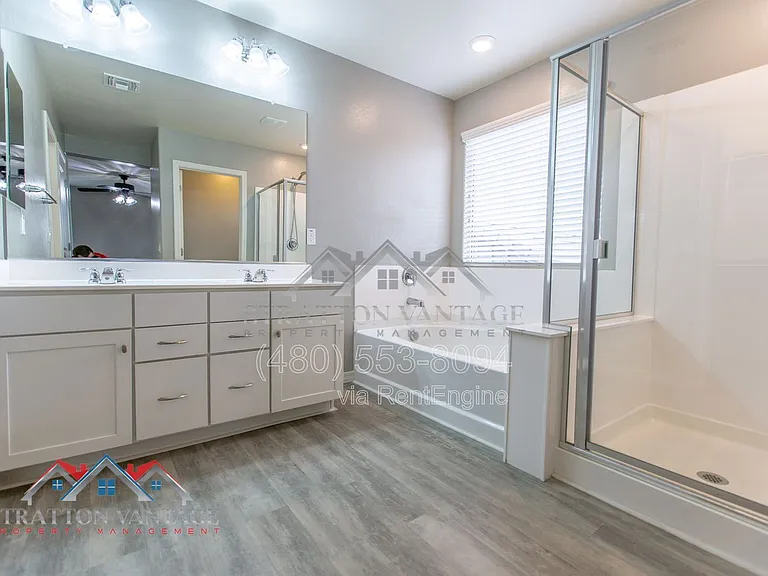 11689 N 166th Dr — Photo 44