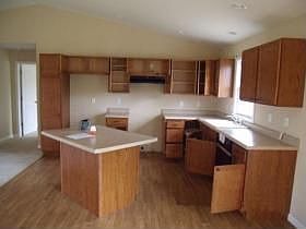 5th image of 404 Newcastle Dr