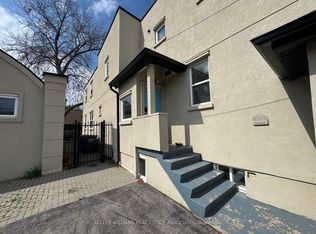 755 Lakeshore Rd E, Mississauga, ON L5E 1C6