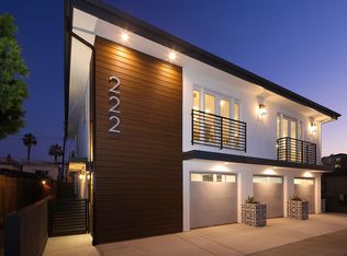 222 3rd St #E, Huntington Beach, CA 92648