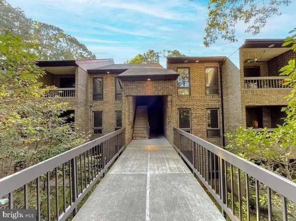 44693 White Oak Ct #2B