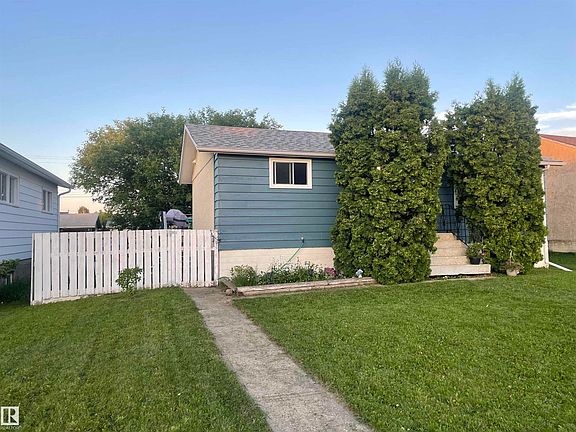 2nd image of 4823 49th St