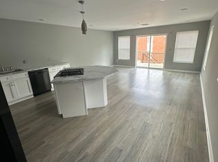 38 Tracy St, Rochester, NY 14607