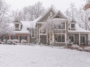 5846 Winans View Ct, Pinckney, MI 48169