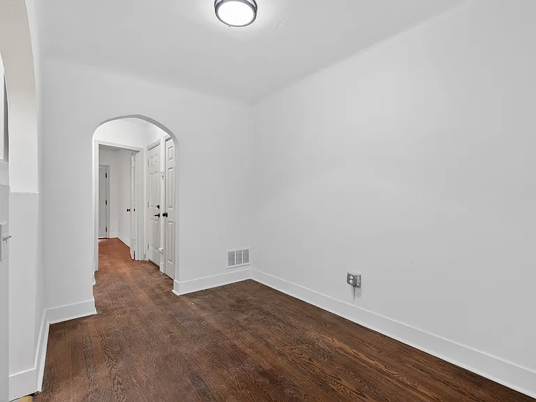 3654-3656 Phillips Pl — Photo 24