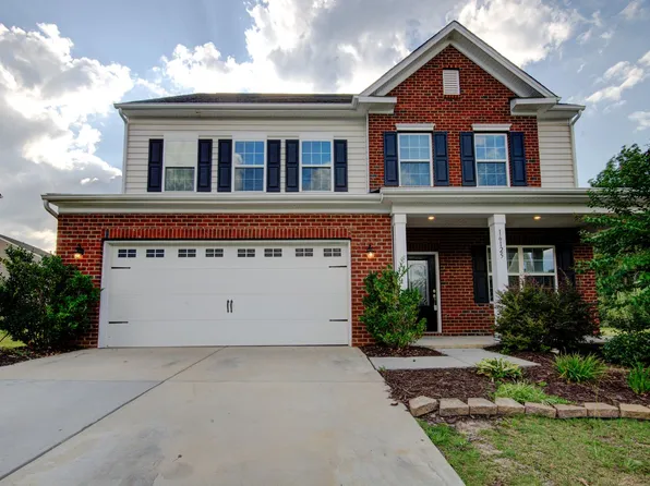 16125 Hammersmith Farm Dr, Charlotte, NC 28273