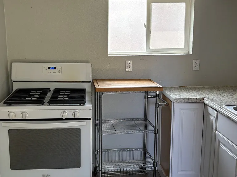1020 Church St #104 — Photo 7