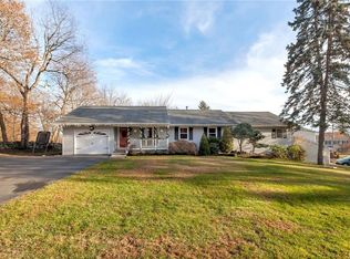 10 Owen Dr, Monroe, NY 10950