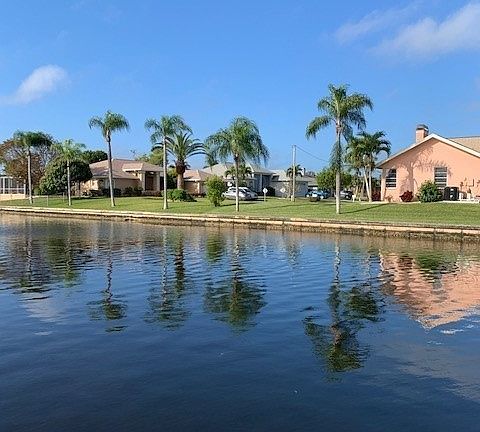 5th image of 3910 SW 1st Place Cpe