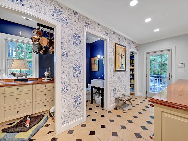 6907 Bradley Blvd — Photo 112