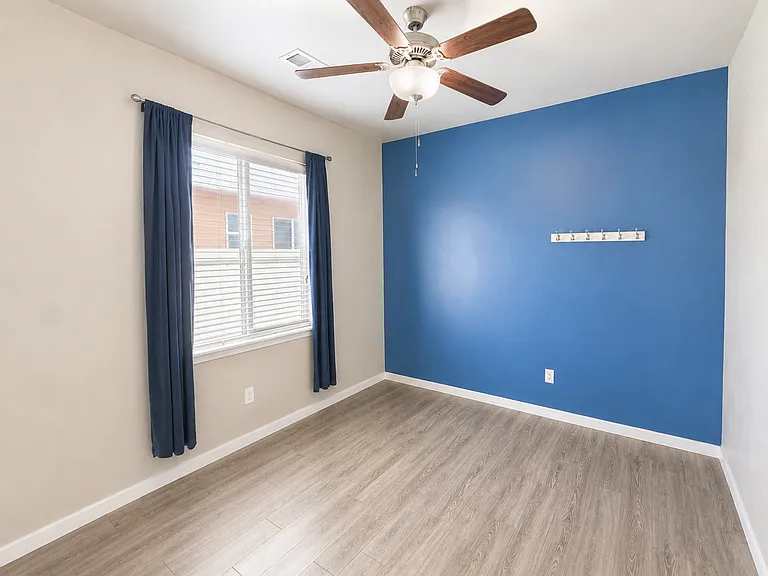 564 Red Cedar Way — Photo 17