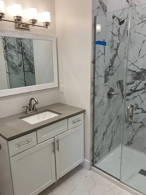 1 bed, 713 sqft, $2,795 — Photo 3