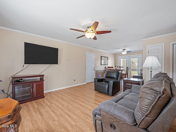 3rd image of 502 Tallpine Road