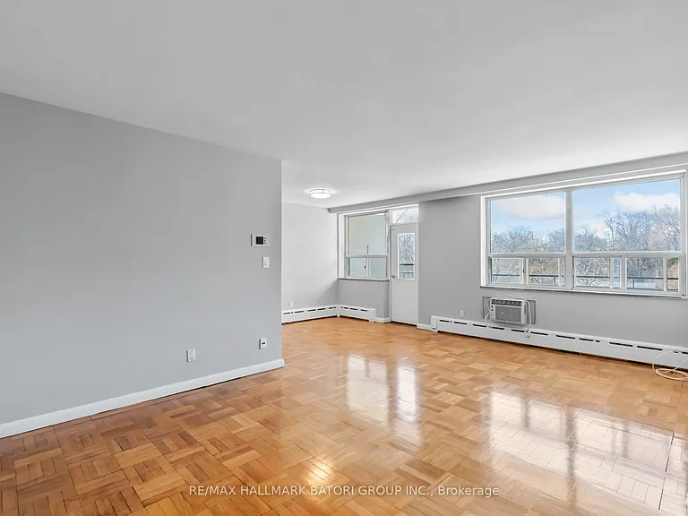 159 Russell Hill Rd #403 — Photo 14