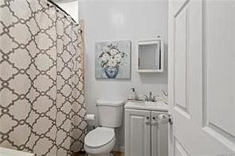 3rd image of 3645 Barnes Ave Floor 1