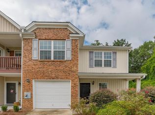 1498 Box Cir, Winder, GA 30680