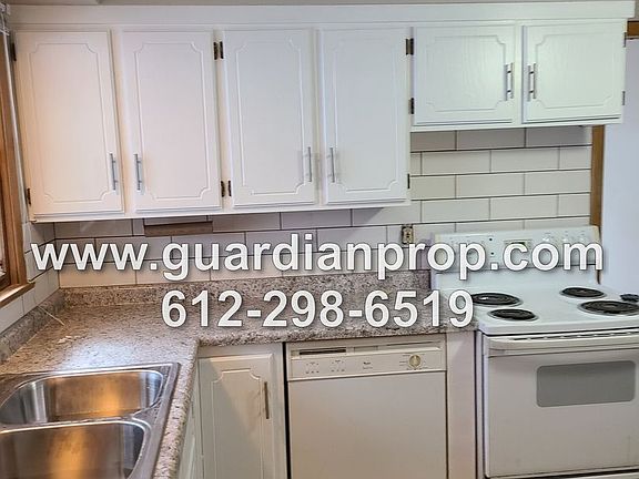 5th image of 1327 Hubbard Ave W