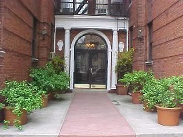 208 East 28th Street