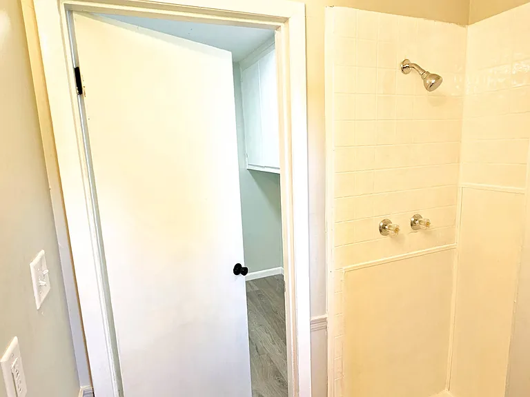 6905 Bradford Dr — Photo 12