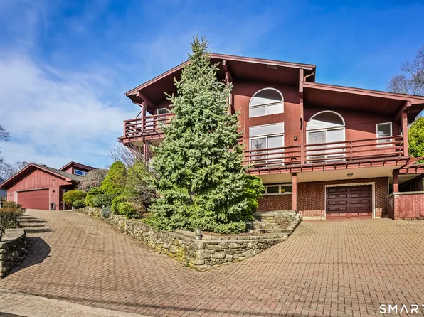 31 Mountain View Drive, Brookfield, CT 06804