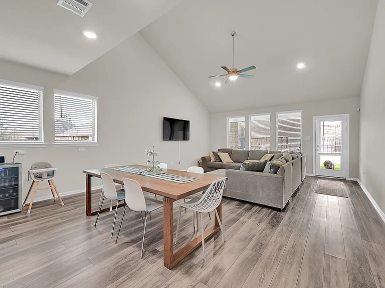 18803 Pancaldo Ct — Photo 11