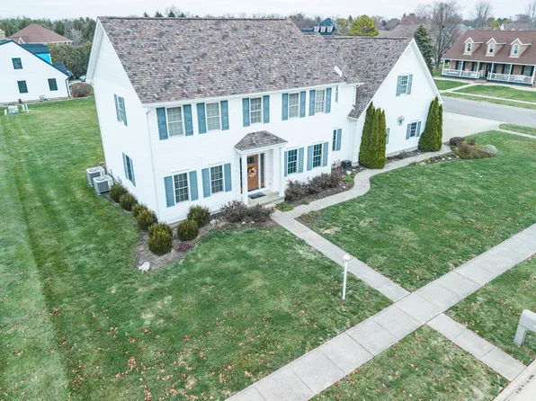 1601 Courtney Dr, Washington Court House, OH 43160