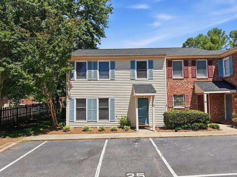 1509 Clermont Rd — Photo 1