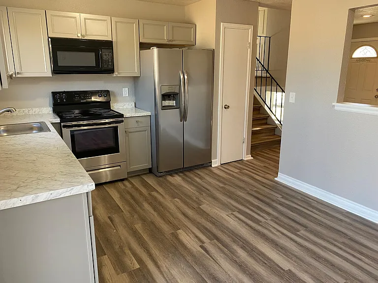 2569 E 99th Way — Photo 7