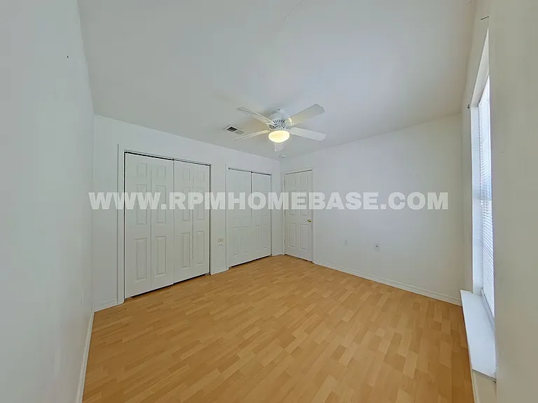 304 Strawbridge Dr — Photo 5