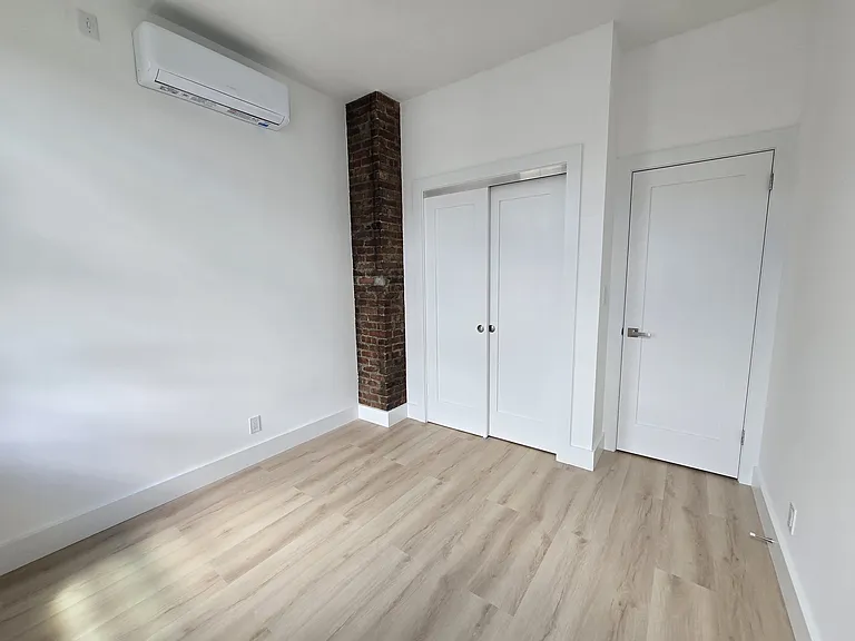 32-04 44th St #2B — Photo 9