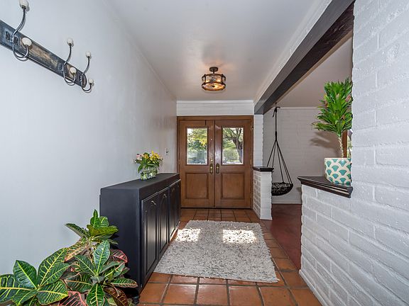 4th image of 5961 E San Leandro