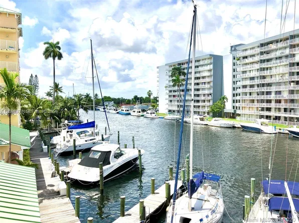 2415 NW 16th Street Rd APT 316, Miami, FL 33125
