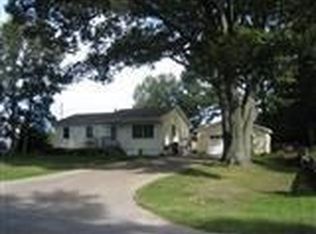 1902 N Wilson Ln, Ludington, MI 49431