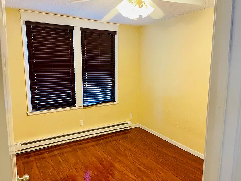 1936 Aldrich Ave S #103 — Photo 7