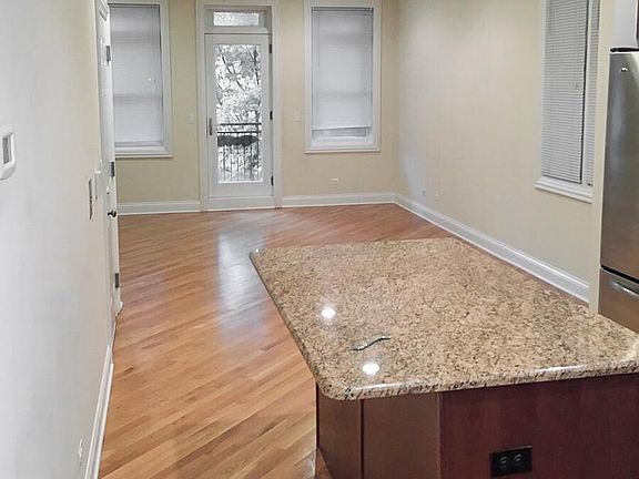 4th image of 2324 N Southport Ave APT 2A