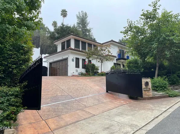 355 Corona Dr, La Canada Flintridge, CA 91011