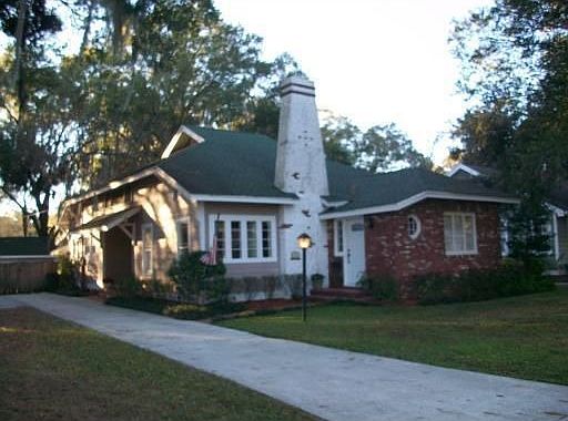 Craftsman bungalow