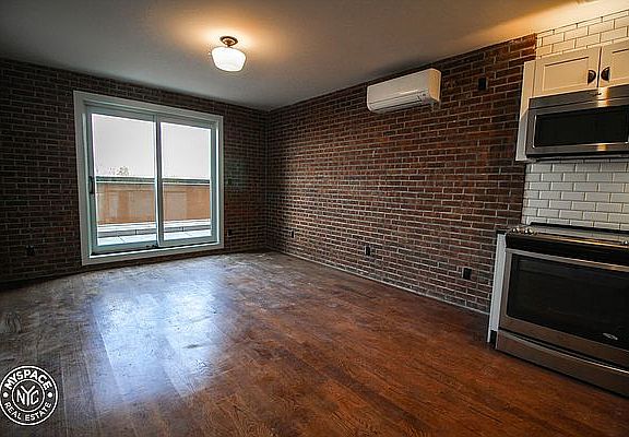 3rd image of 11 Brooklyn Ave #4H